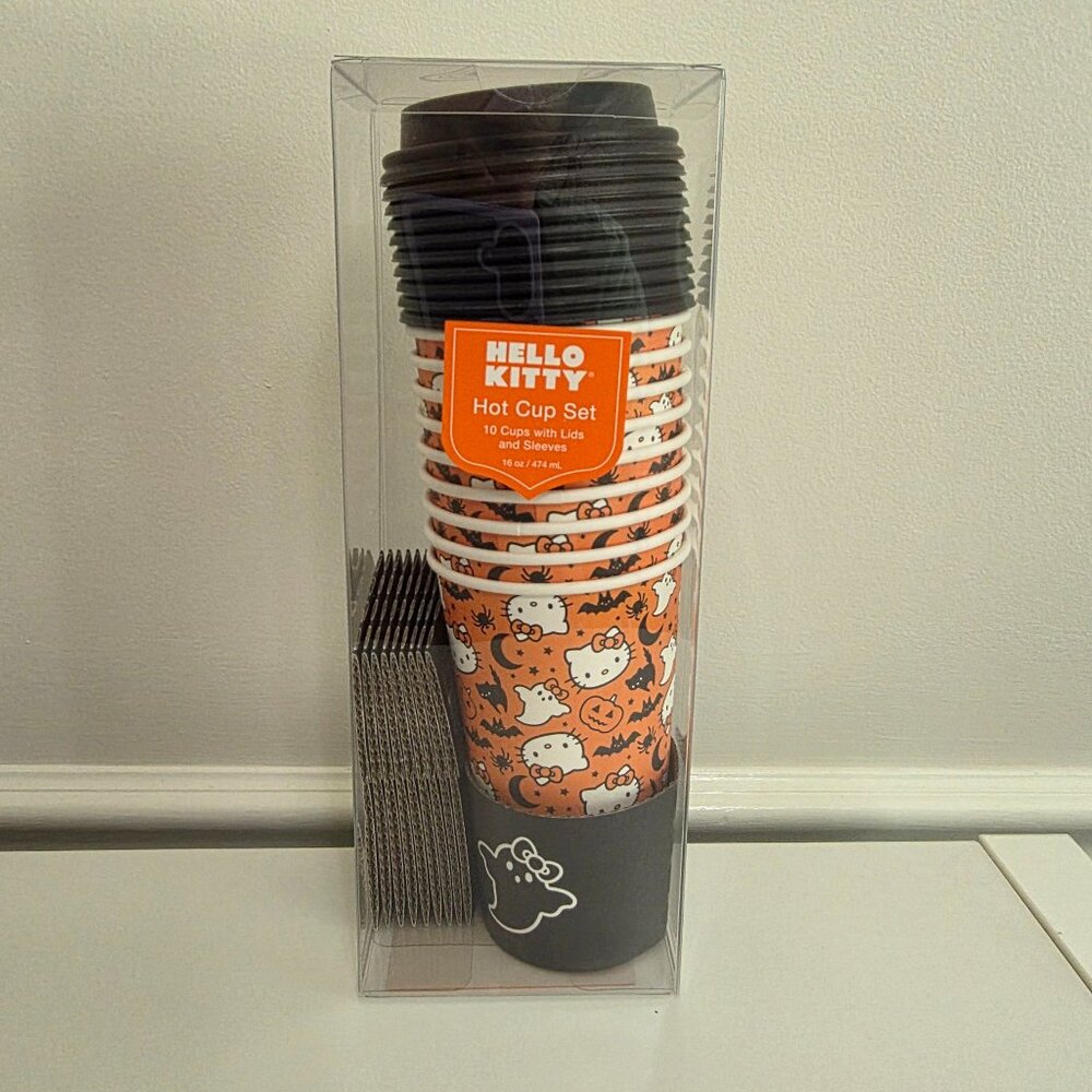 HELLO KITTY 16 oz Paper Cups w/ Lids and Sleeves | Coffee Hot Cocoa Tea | NEW
